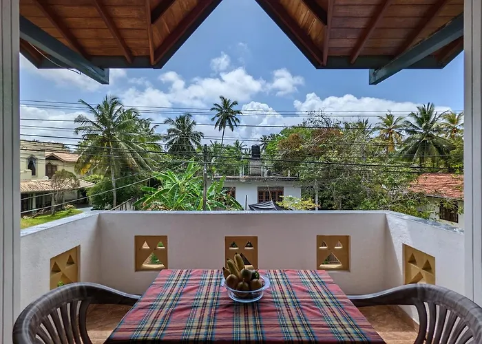 Hikkasurf Apartment